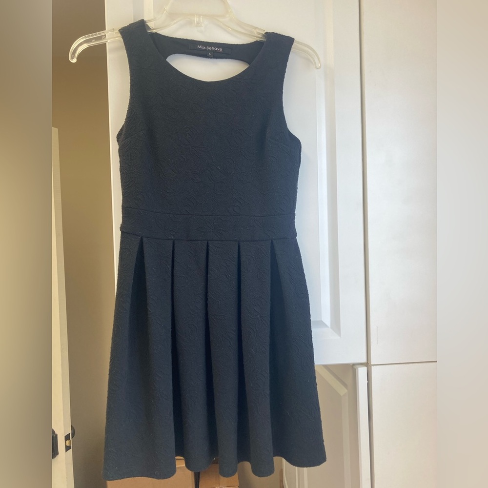 Miss Behave Girls Size Large dress